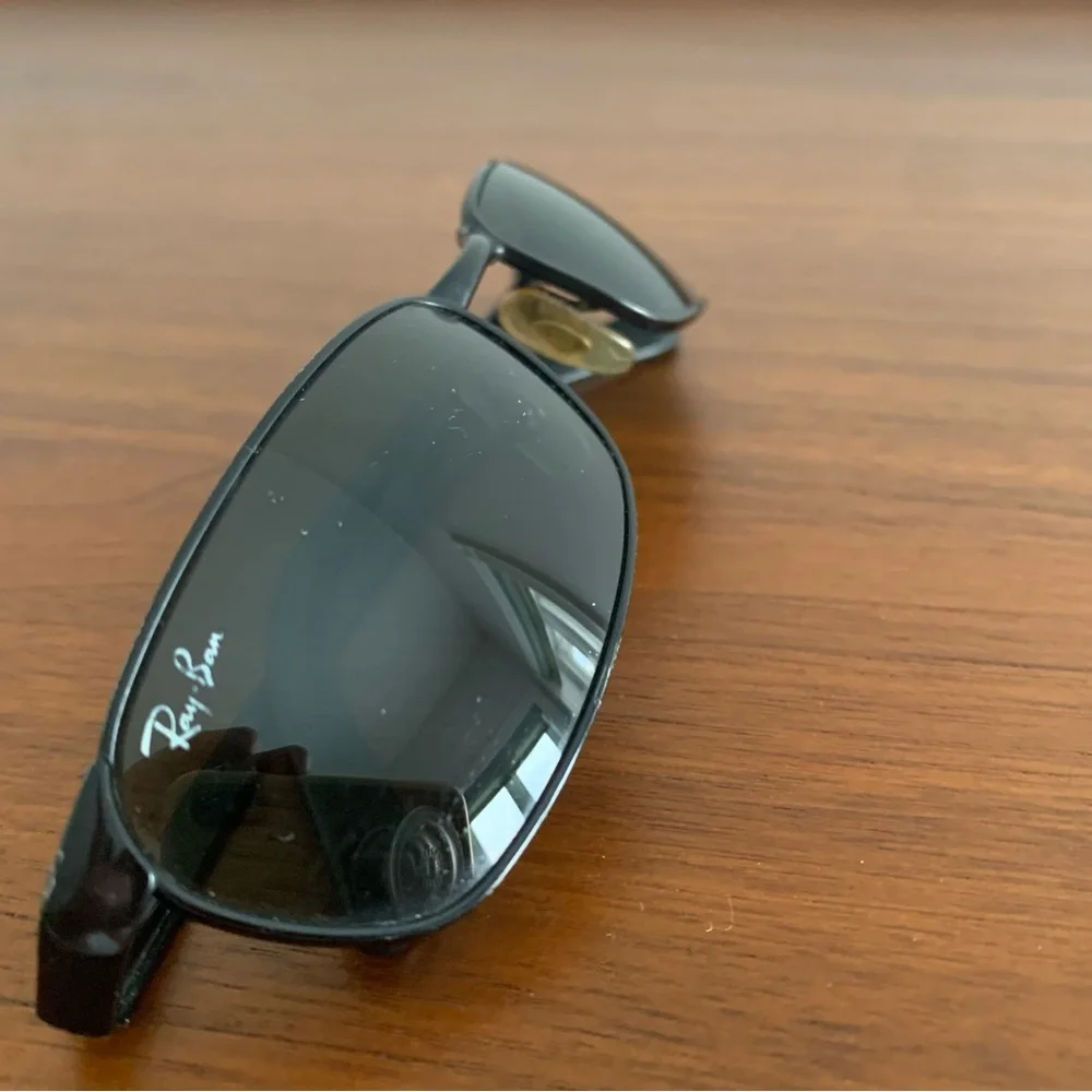 Ray-Ban Black Sunglasses - Picture 2 of 7